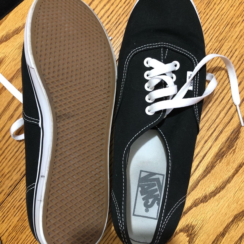 Women’s 11 Size Vans